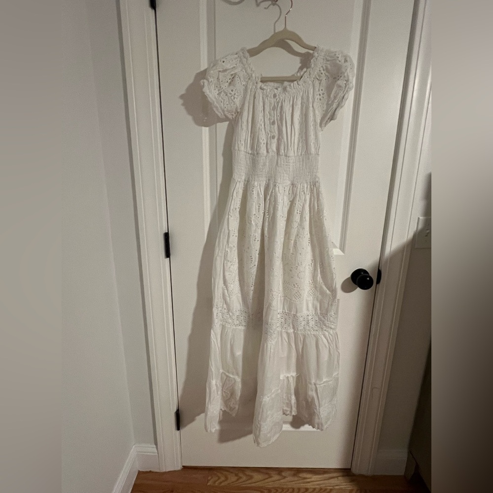 Elegant White Lace Dress, Small
